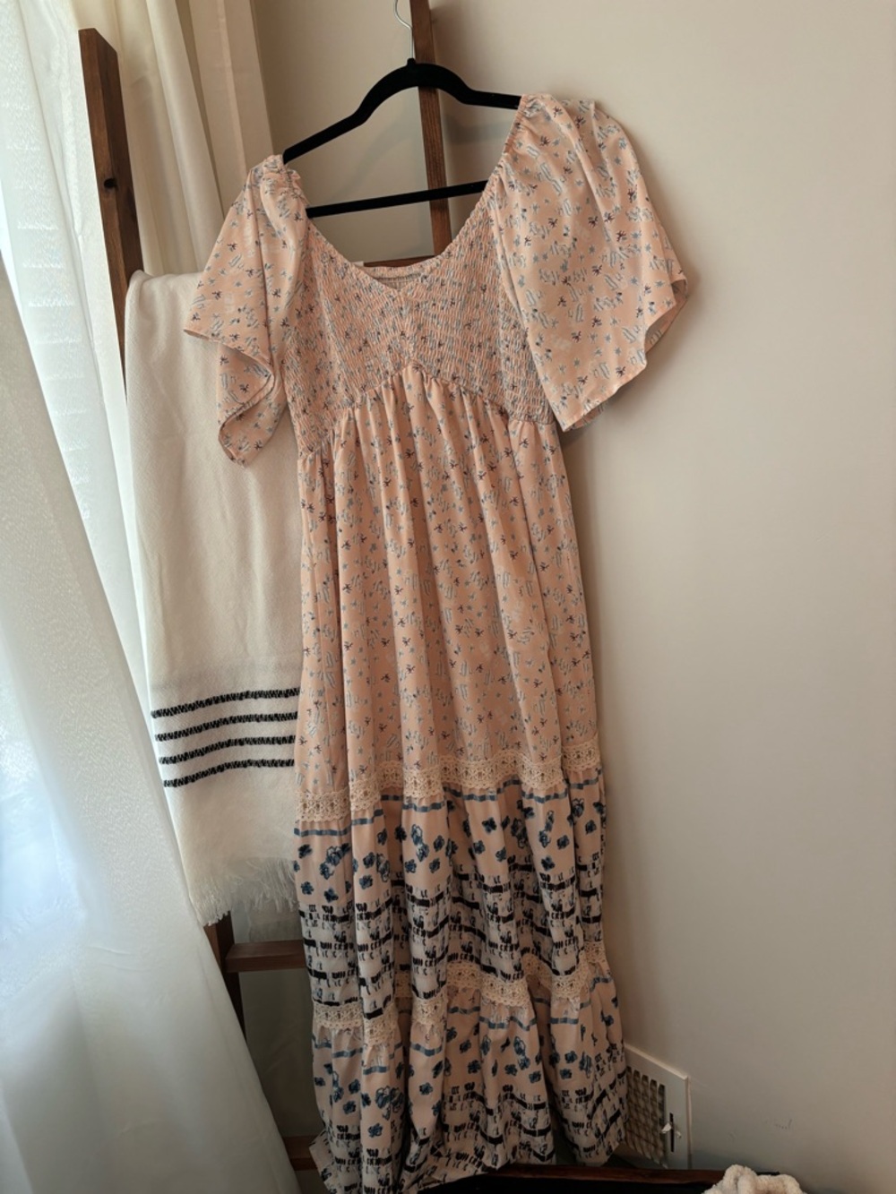 Source Unknown Peach Maxi Dress with Blue Floral Print